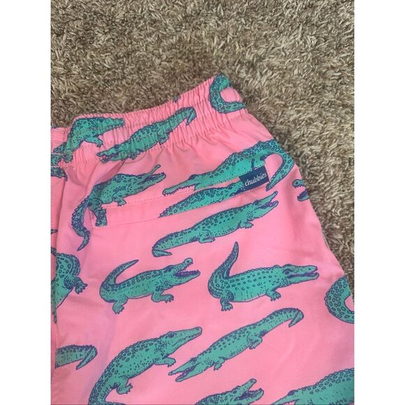 Chubbies The Glades Swim Trunks Men’s M Gator Beach 5.5 in Classic Lined Pink - Picture 8 of 9